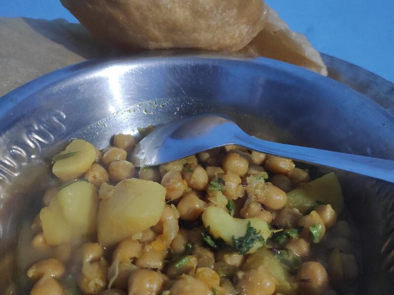 30-Minute Chickpea Coconut Curry