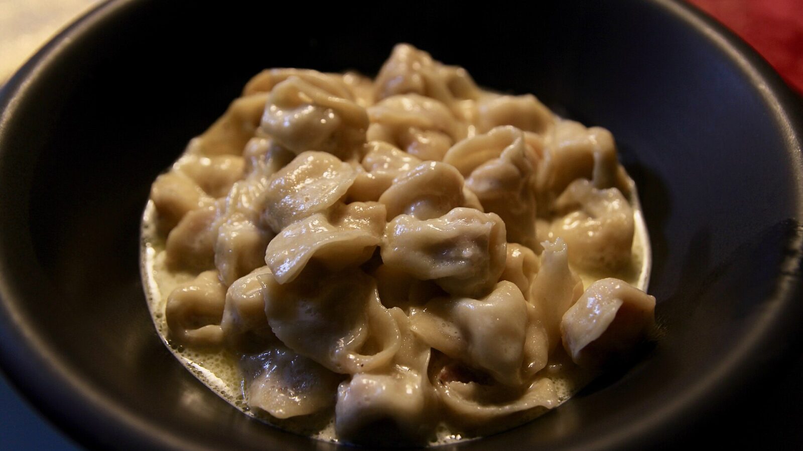 Cheese tortellini in a creamy sauce